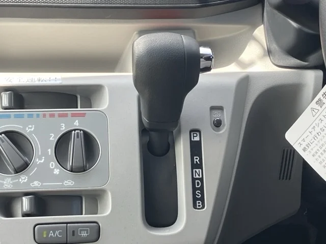 Daihatsu Mira e:S LA350S 2023
